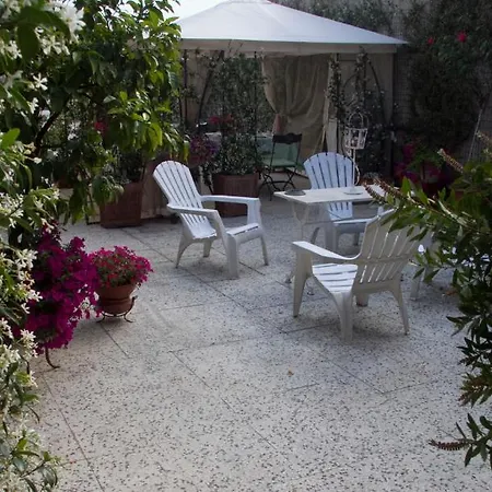 La Terrazza Medioevale לינה וארוחת בוקר