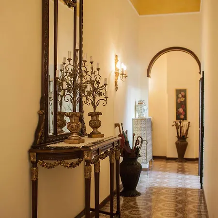 לינה וארוחת בוקר La Terrazza Medioevale ויטרבו